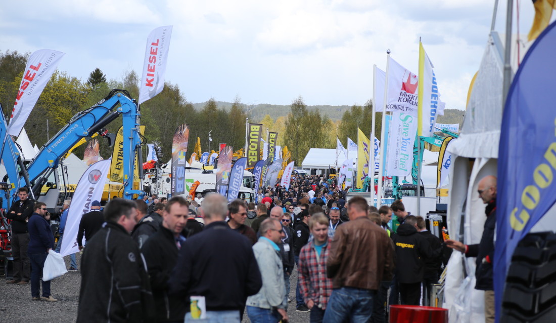 Folksomt på Vei og Anlegg 2015