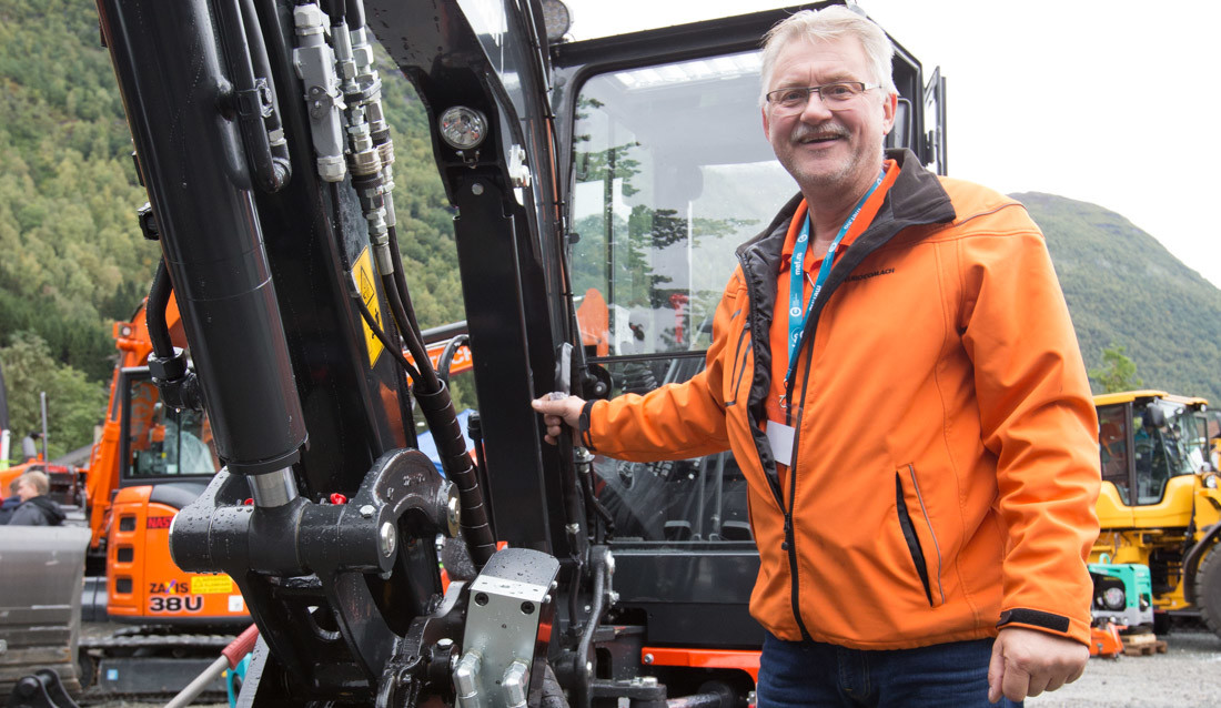 Johannes Vinge er fornøyd med god hydraulisk funksjonalitet med flere linjer helt fram.