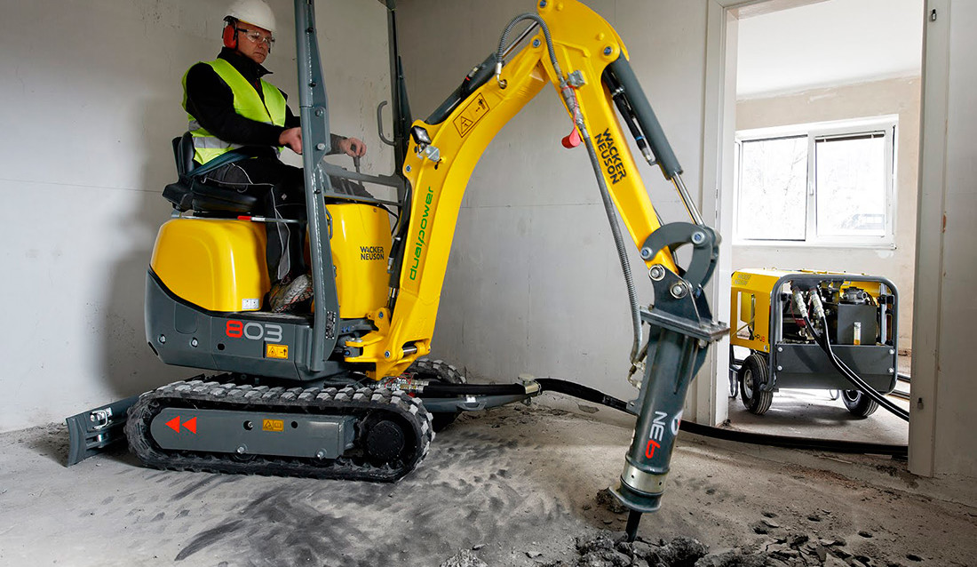 Wacker Neuson Dual Fuel gravemaskin