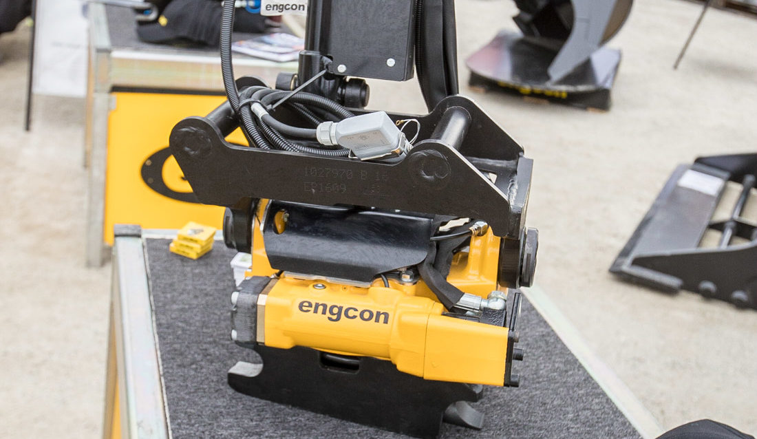 Engcon EC204