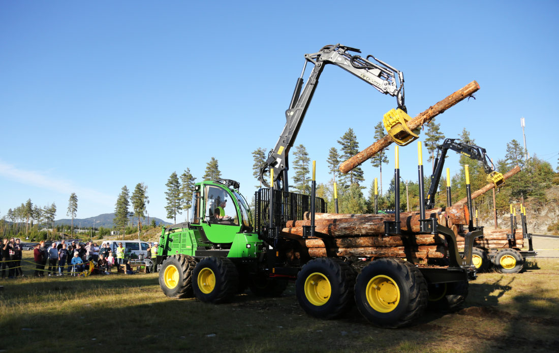 JEVNT Årets NM i lassbærerkjøring var preget av mange tette og spennende «oppgjør», og nivået var skyhøyt. (Foto: Runar F. Daler).