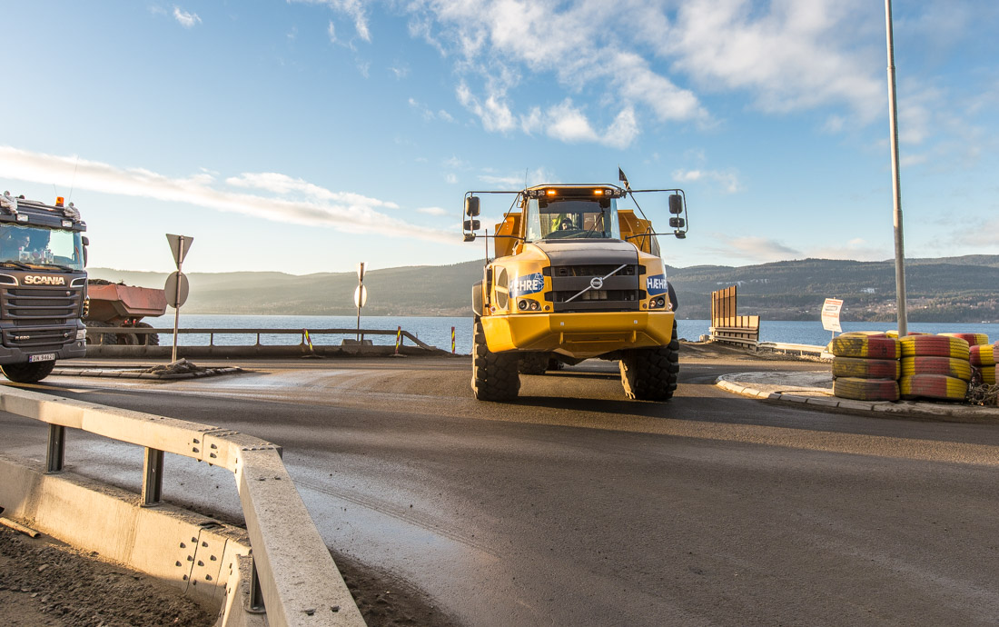 Dumper i rundkjøring