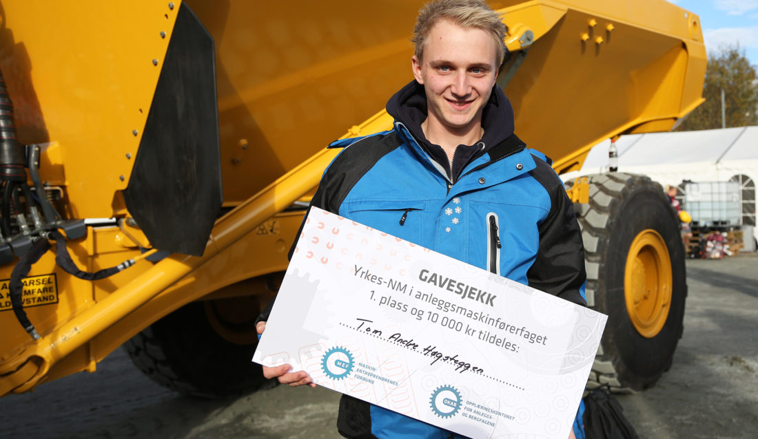 Tom Andre Høgsteggen (20) vant Yrkes-NM i anleggsmaskinførerfaget. (Foto: Runar F. Daler).