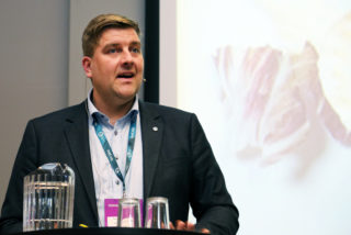 Det gjelder å se helheten for å redusere totalutslippene, sa MEFs fagsjef for gjenvinning, Sverre Huse-Fagerlie. (Foto: Runar F. Daler).