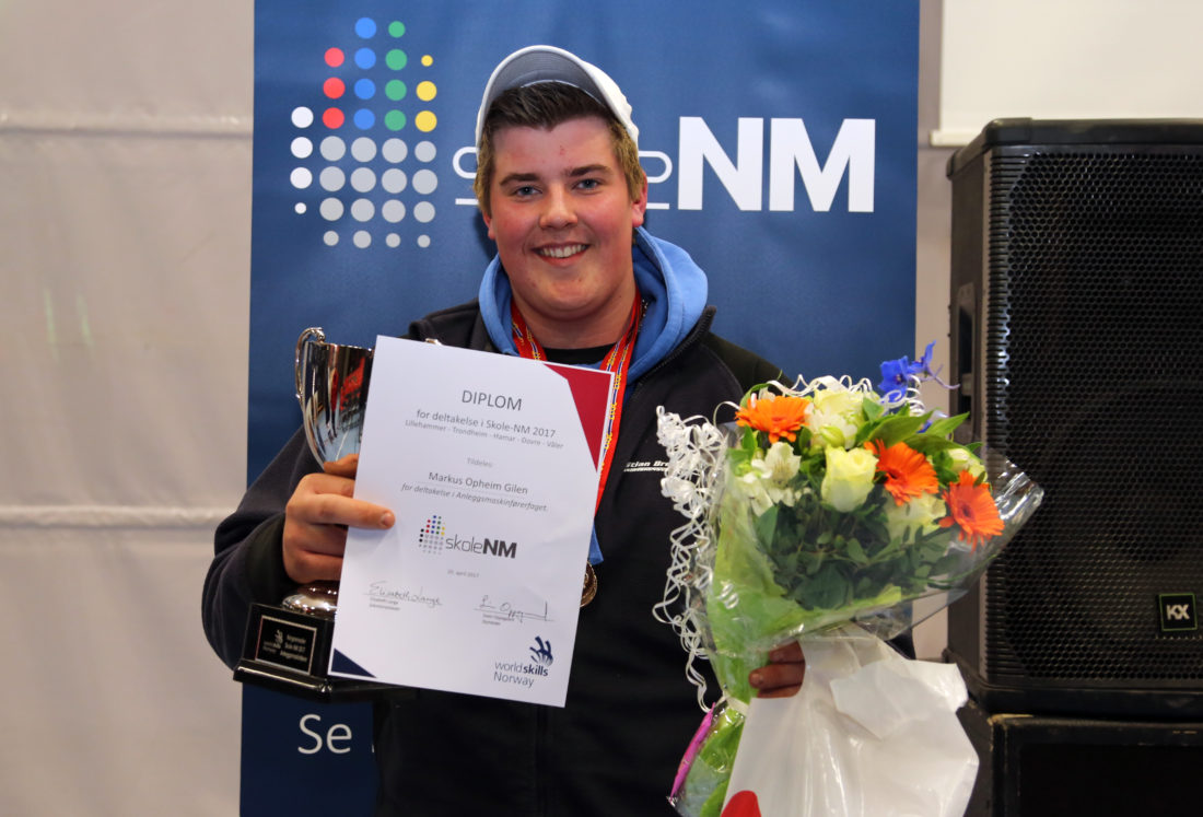 Markus Opheim Gilen vant tidenes første skole-NM i anleggsmaskinkjøring. (Foto: Runar F. Daler).
