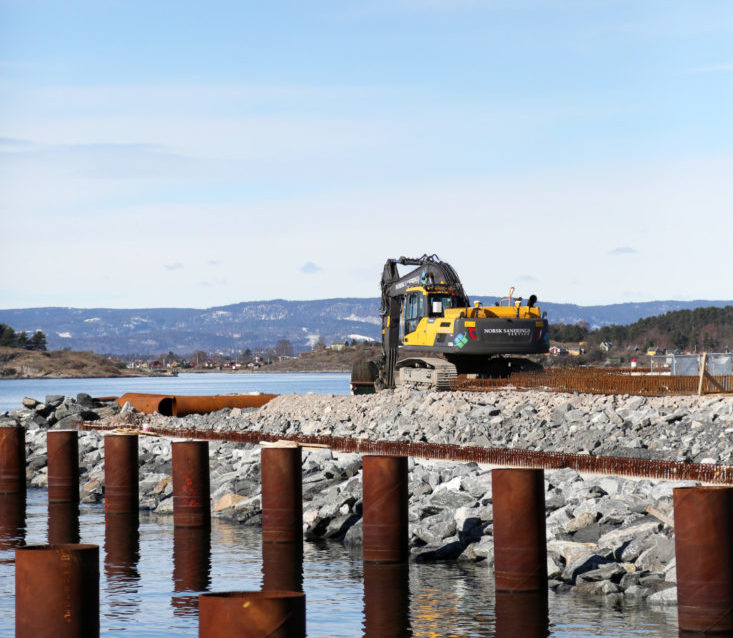 Det er NRC Groups datterselskap ALTi bygg og anlegg som skal utføre jobben på fergekaiene i Moss. Bildet er fra et annet av deres prosjekter, på Sjursøya i Oslo i 2015. (Foto: Runar F. Daler).