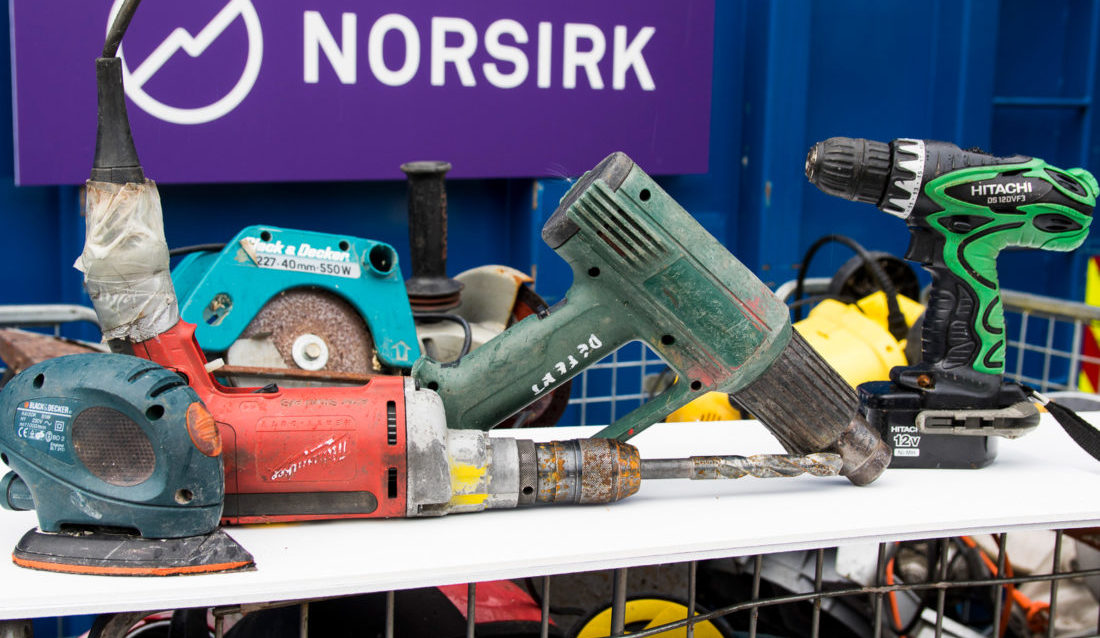 "Ihjelkjørte" vinkelslipere og oppbrukte sveiseapparat? Nå kan du levere det inn og få penger i stedet med ny returordning. (Foto: Norsirk)