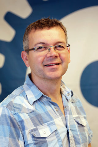 SKOLEEKSEMPEL: Daglig leder i OKAB i Finnmark, Claus Bergersen, mener at lærebedrifter må være sitt ansvar bevisst og Jan Opgård AS er et eksempel til etterfølgelse. (Foto: Runar F. Daler).