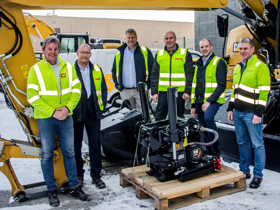 F.v: Markeds- og salgssjef Stig Kjetil Haugsvær i Gjerstad Products, salgssjef Odd Egil Kolberg i Norsecraft TEC, utleiefsjef Morten Opheim i Pon Rental Norway AS, Norge-sjef Hans Ronald Hohlweg i Rototilt AS, maskinsjef Morten Tarlebø i Pon Rental Norway AS og produktsjef Svein Arne Delbekk, i Pon Equipment AS. (Foto: Pon)