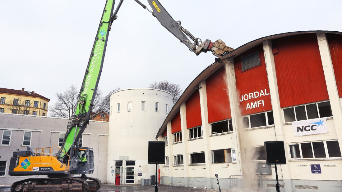 Fossilfrie anleggsplasser (som her på Jordal Amfi i Oslo) er nå et minimumskrav for alle nye anleggskontrakter i Oslo kommune. (Foto: Cato W. Gustavson/NCC).