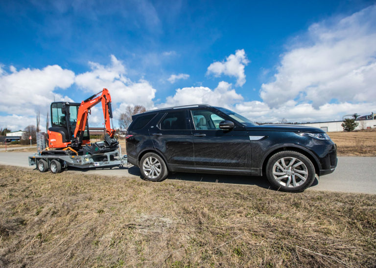 LR Discovery med 3,5 tonn tilhenger