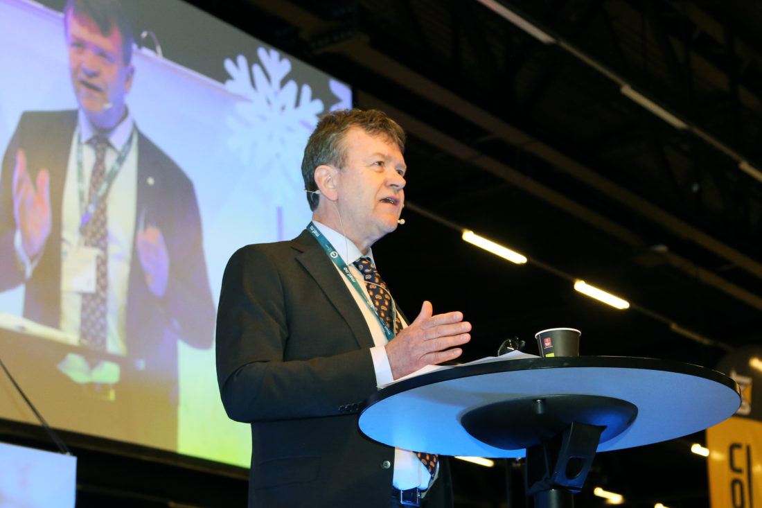 MEFs styreleder Arnstein Repstad sto for den offisiell åpningen av Arctic Entrepreneur 2019. (Foto: Runar F. Daler).