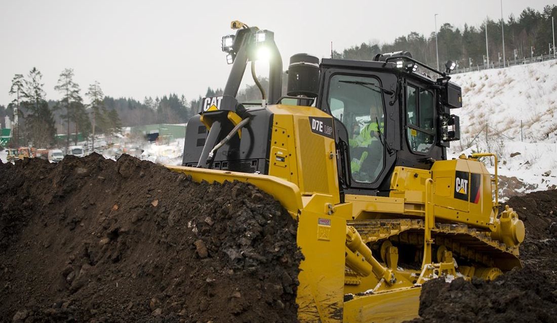 Cat D7E doser