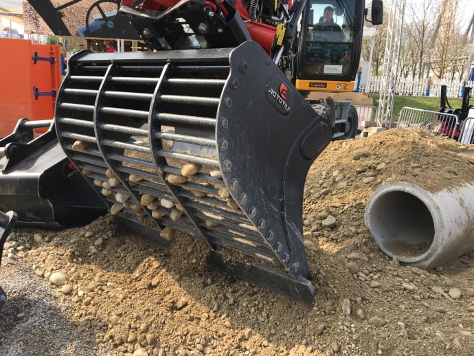 Det siste tilskuddet til Rototilts skuffefamilie; sorteringsskuffen. (Foto: Rototilt).