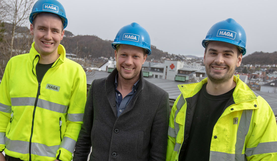 Tommy Haga (i midten) har tre fagbrev. Ole Morten Byberg (t.v.) og Bjørnar Meling har to hver.
