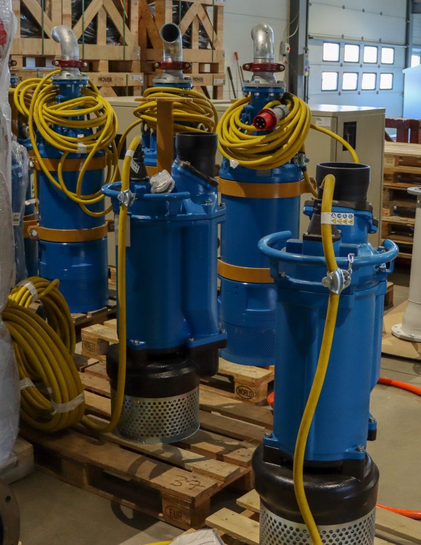 Dette er blant de største Tsurumi-pumpene Intec Pumper leverer, og som har en kapasitet opp til flere tusen liter per minutt. (Foto: Njål Hagen)