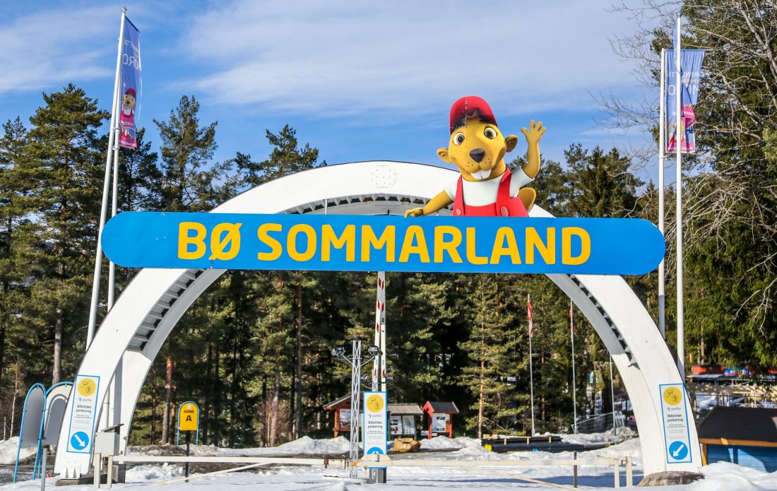 Bø Sommarland er Skandinavias største badeland. Parken tiltrekker seg rundt 150 000 besøkende hver sommersesong. (Foto: Runar F. Daler)