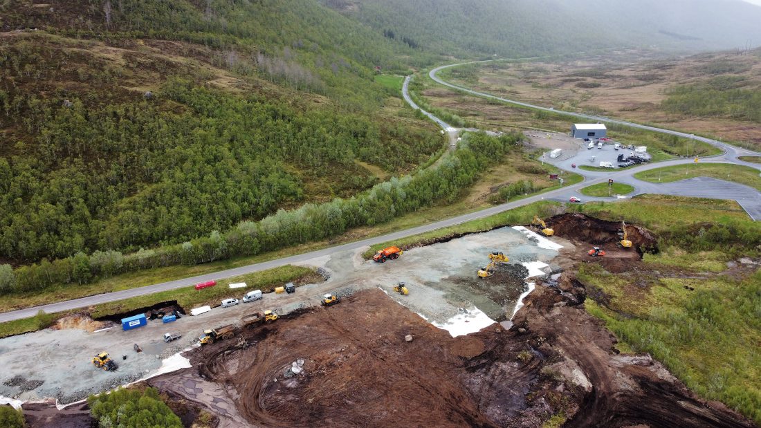 Partene har inngått avtale om «tidlig arbeid». Skanska og Hæhre er allerede i gang med rigging i Fiskefjorden, Lofastkrysset og Åbogen. (Foto: Statens vegvesen).