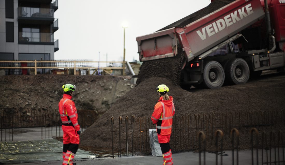 Ifølge Veidekkes markedsrapport for høsten 2023, går den skandinaviske entreprenørsektoren inn i en lavkonjunktur som kan bli krevende. (Foto: Veidekke)