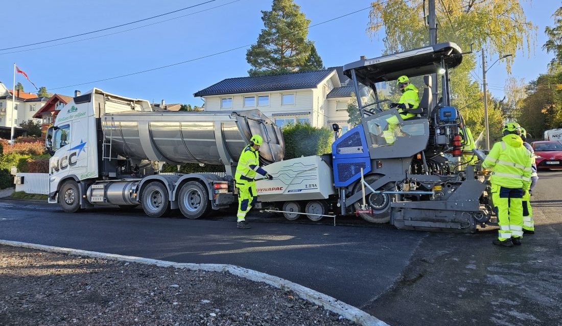 NCC har testet en elektrisk asfaltutlegger i Oslo-området. (Foto: NCC)