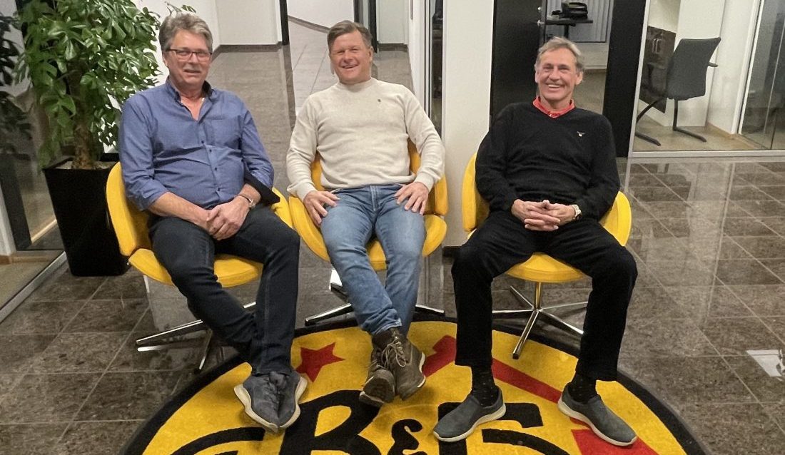 Fra venstre: Øyvind Langemyr (ny konserndirektør B&G), Geir Nesland Nilsen (ny daglig leder B&G) og Sverre Garpestad (styreleder B&G). (Foto: Bertelsen & Garpestad)