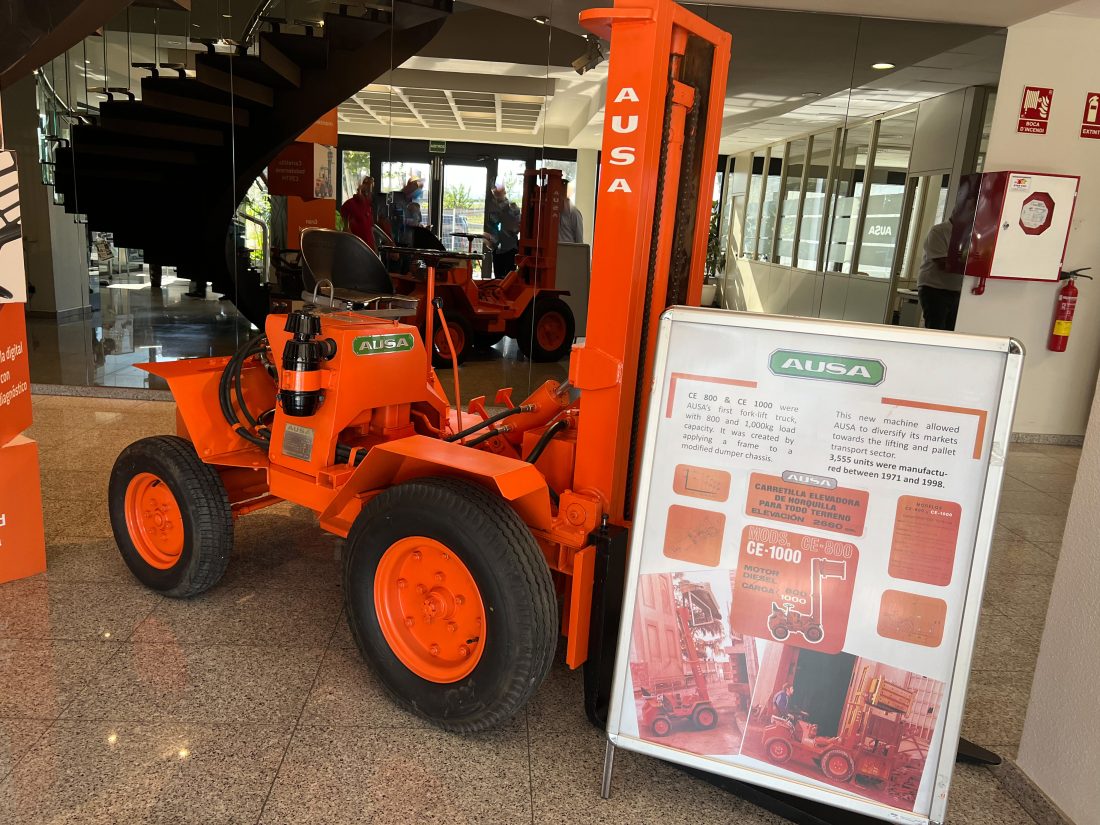 Dette er en av de første truckene som Ausa produserte. Modellene CE 800 og CE 1000 ble produsert i 3555 eksemplarer fra 1971 til 1998. (Foto: Njål Hagen)