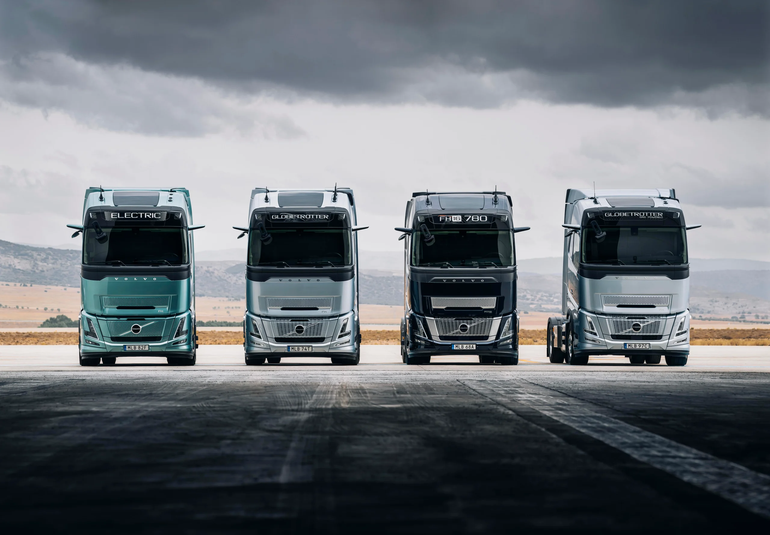 Med aerodynamisk design og innovative funksjoner skal Volvo FH Aero by på energieffektivitet på et helt nytt nivå. Den kommer i fire varianter, inkludert biodrivstoff og batterielektrisk. (Foto: Volvo Trucks)