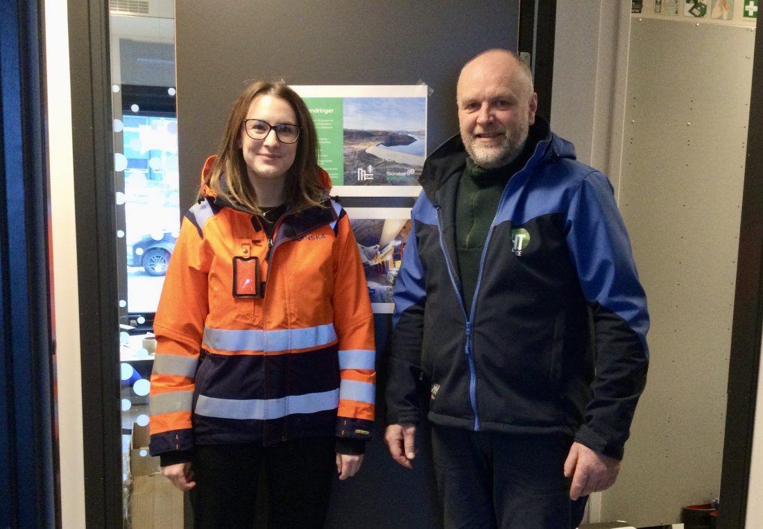 Lisa Gärtner, klima- og miljøleder for Skanska på OPS Hålogalandsveien, og Ragnar Vikingstad, fagansvarlig hos HT Gjerde Norge. (Foto: HT Gjerde Norge AS)
