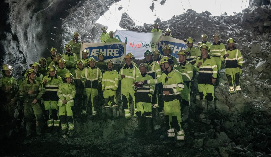 Gjennomslag i Åstunnelen. (Foto: Nye Veier)