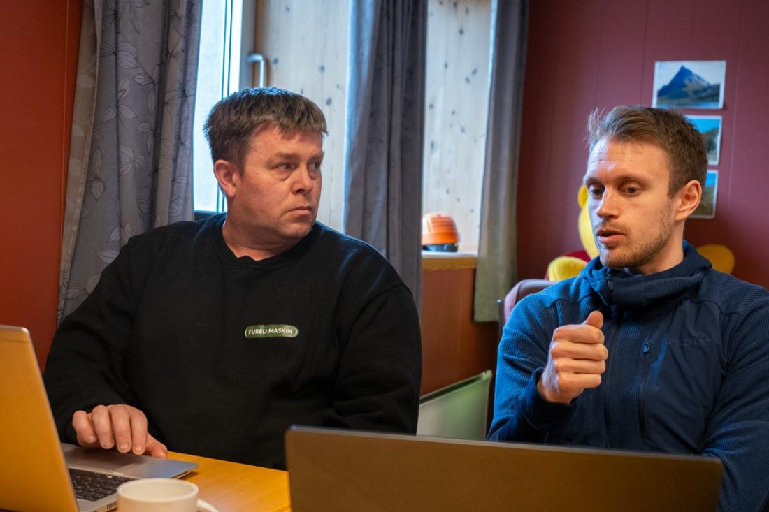 Leif Arne bruker mindre tid foran datamaskinen, og har oppnådd mer kontroll og interesse for økonomi etter at han har tatt i bruk PowerOffice som regnskapssystem.