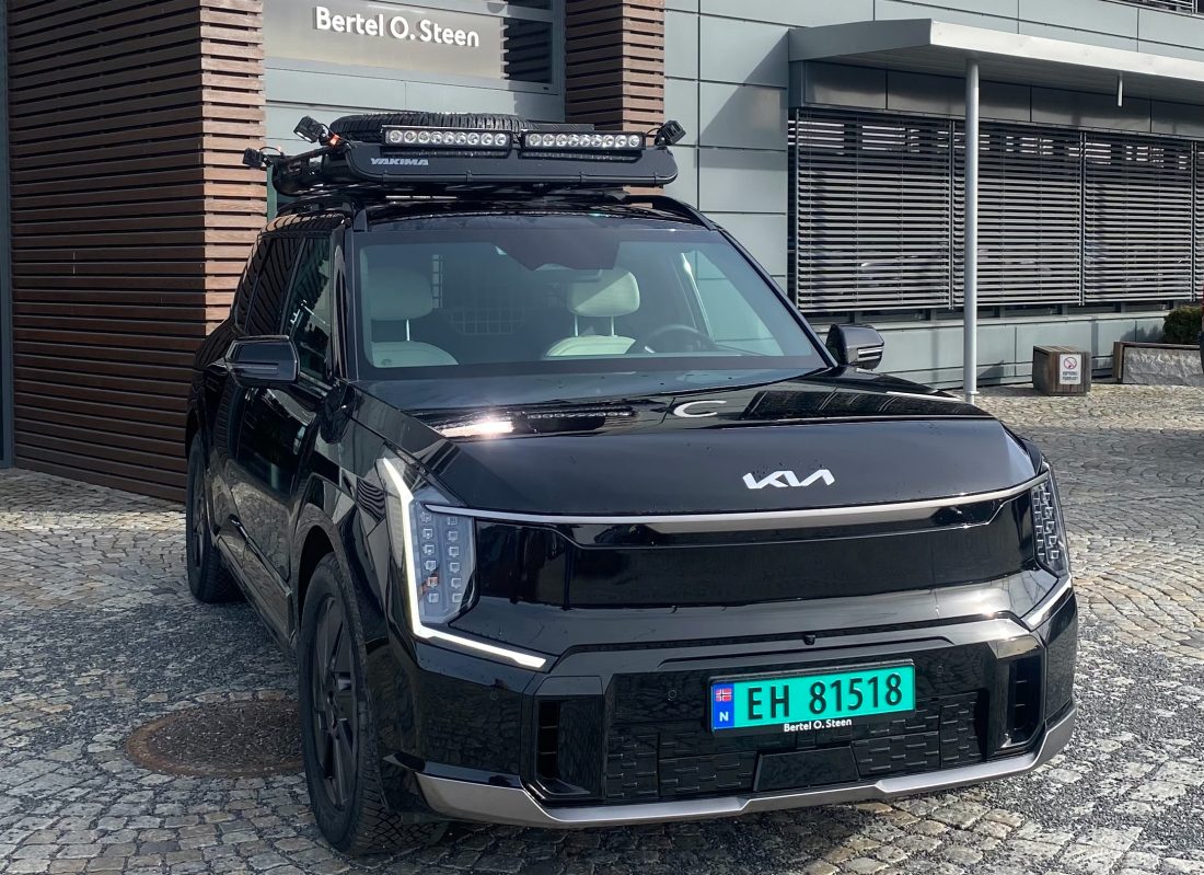 Kia Bil Norge er først i verden med å bygge om en EV9 til varebil med to seter. Dette har de gjort uten å skjære i tak eller annet interiør. (Foto: Kia Bil Norge)