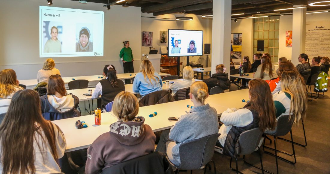 Det kom frem at en del av jentene opplever å bli behandlet annerledes enn gutta ute på anleggene. Ikke minst har mange opplevd å få kommentarer og meldinger som går på utseendet. (Foto: Runar F. Daler)
