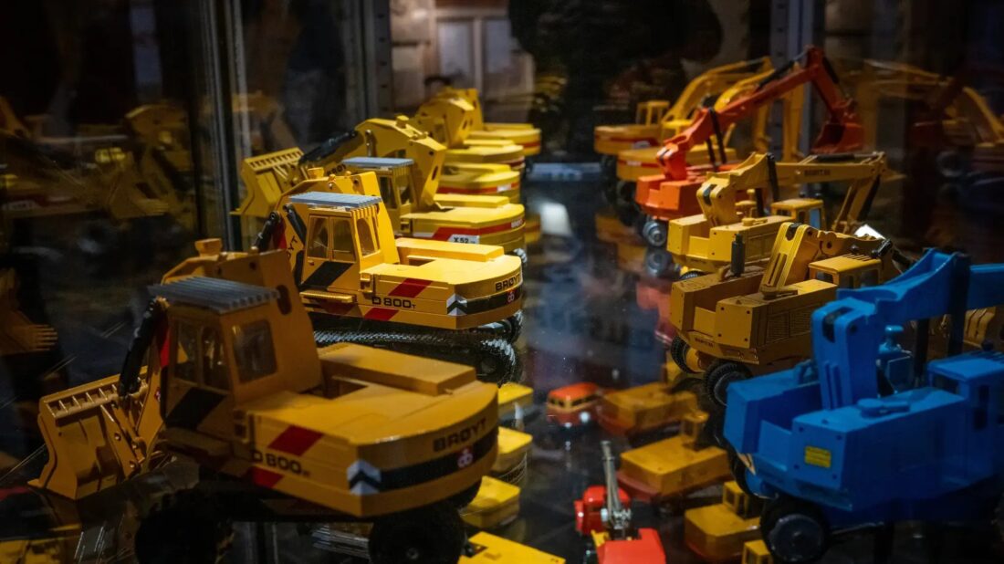 Fra maskinmodellutstillingen. (Foto: Jarle Wæhler/Norsk vegmuseum)